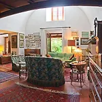 לינה וארוחת בוקר Il Glicine La Piana Dei Colli 4*