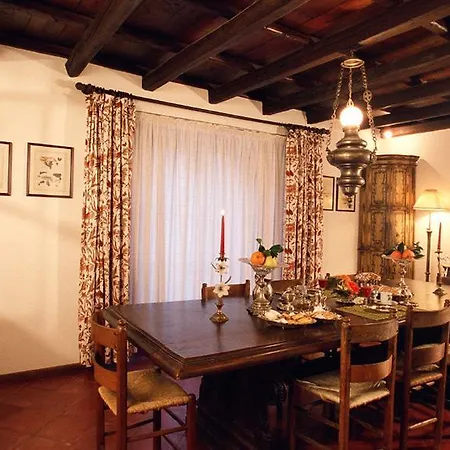 Il Glicine La Piana Dei Colli Bed & Breakfast