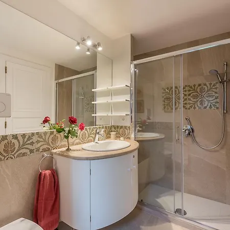 Bed & Breakfast Il Glicine La Piana Dei Colli 4*
