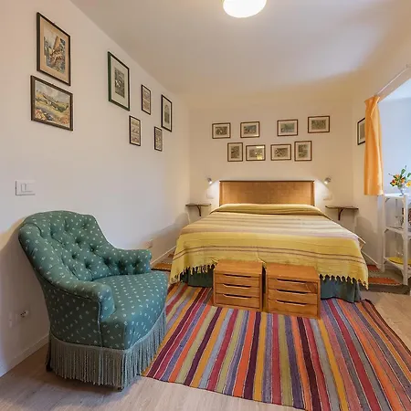 Il Glicine La Piana Dei Colli Bed & Breakfast 4*