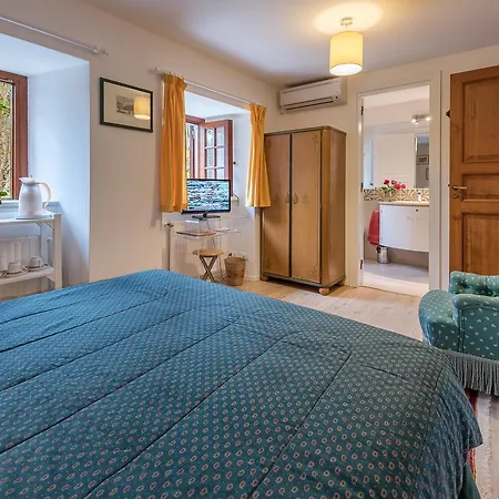 Il Glicine La Piana Dei Colli 4* Mondello